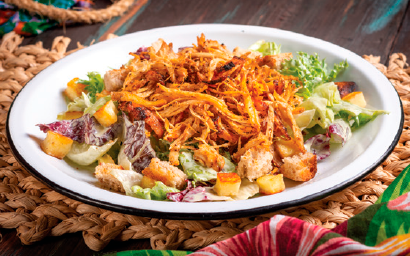 Salada Caesar do Nosso Jeito